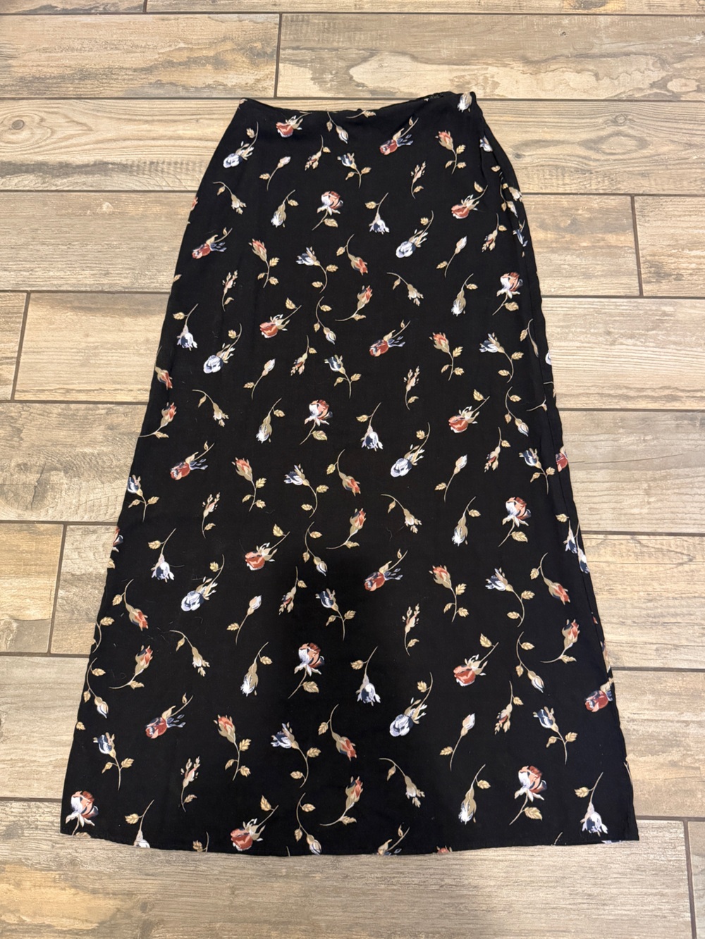 Vintage y2k Lip Gloss Black Floral Maxi Midi Skirt
